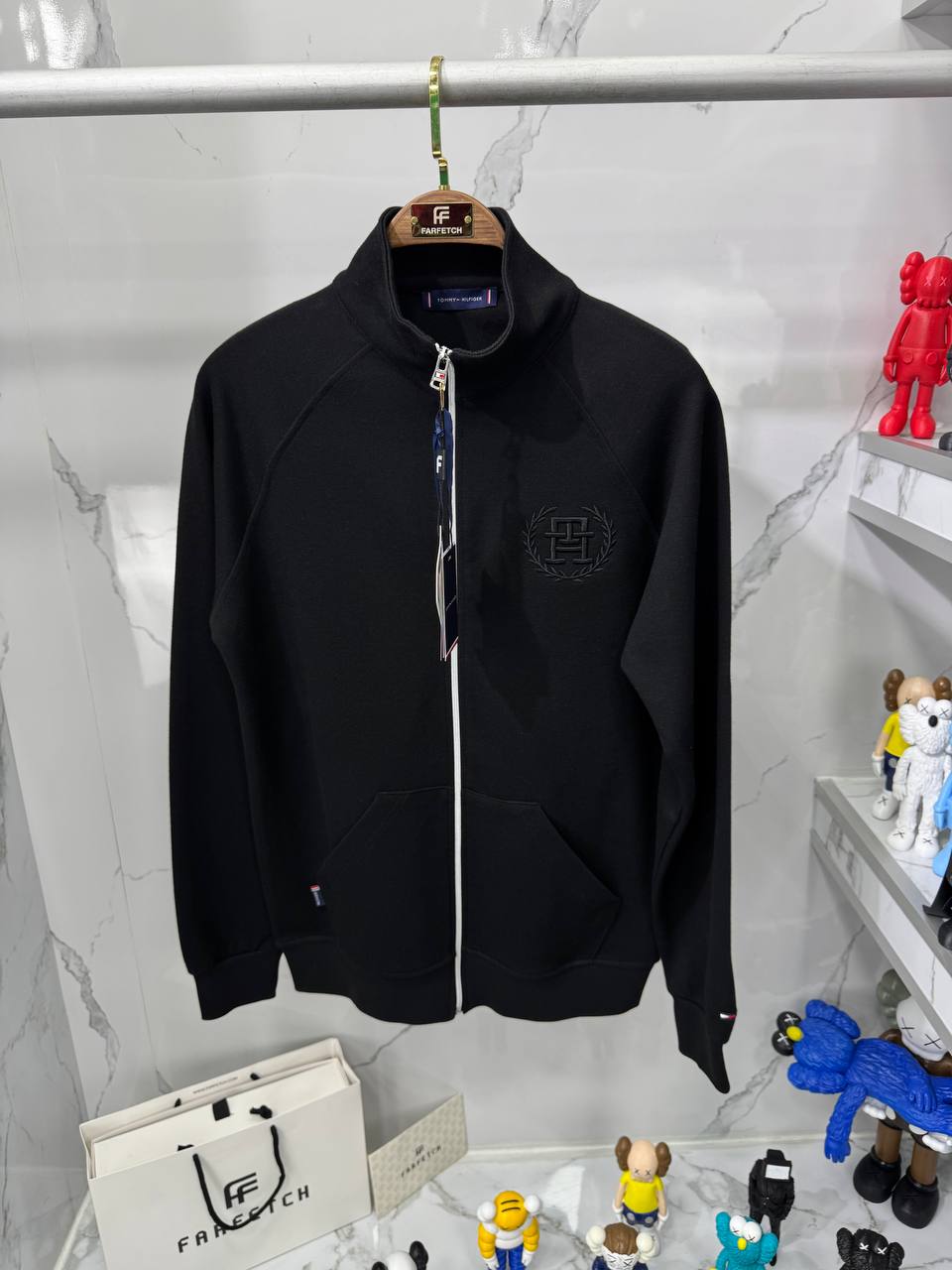 photo_5875166209392100550_y